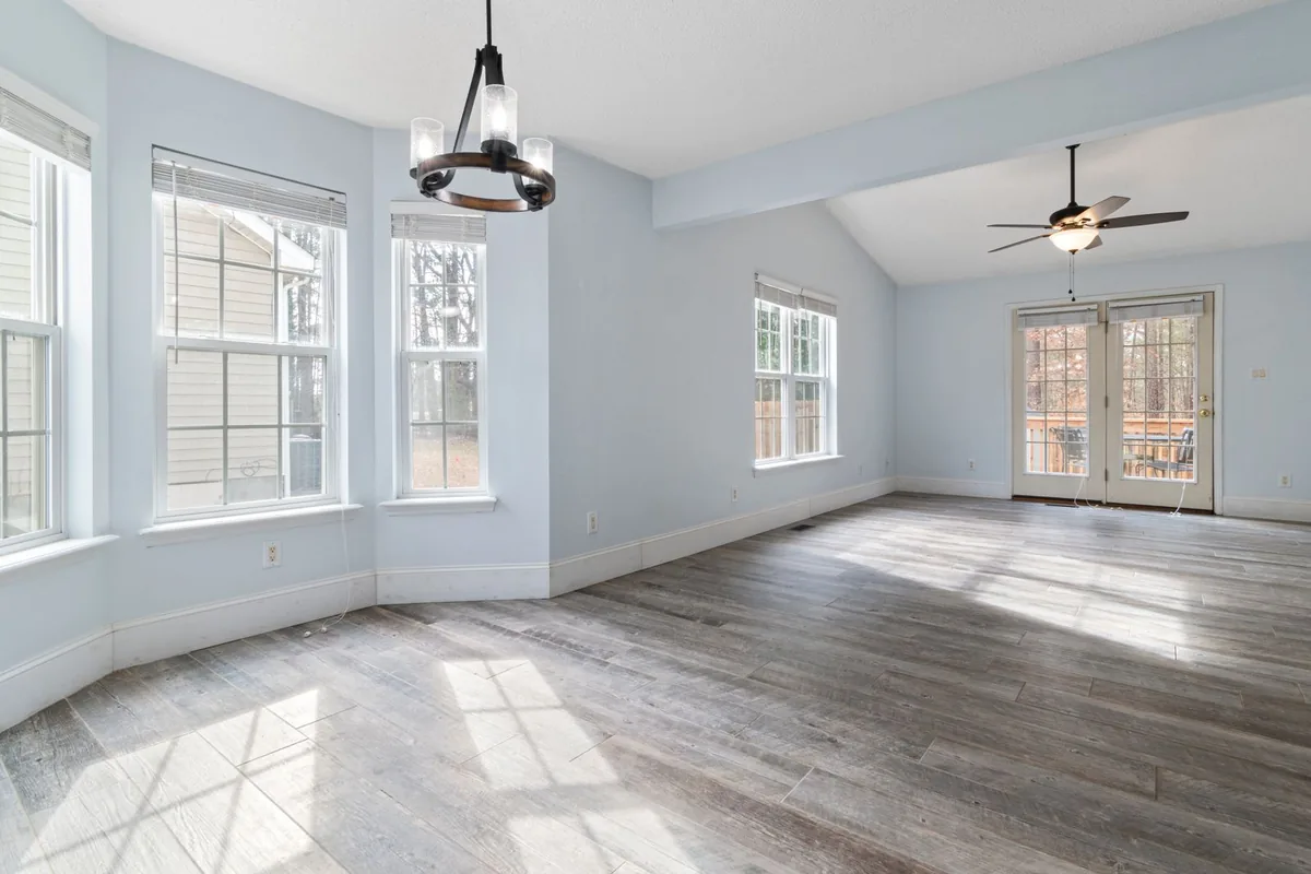 Clean, safe room after biohazard cleanup in Bensonhurst, New York, NY